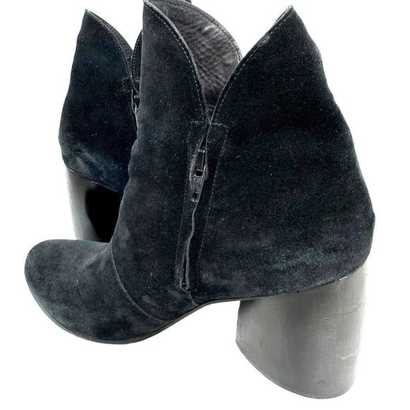 Calleen Cordero Black Suede Chunky Heel Ankle Boots , size 10 - Picture 11 of 16